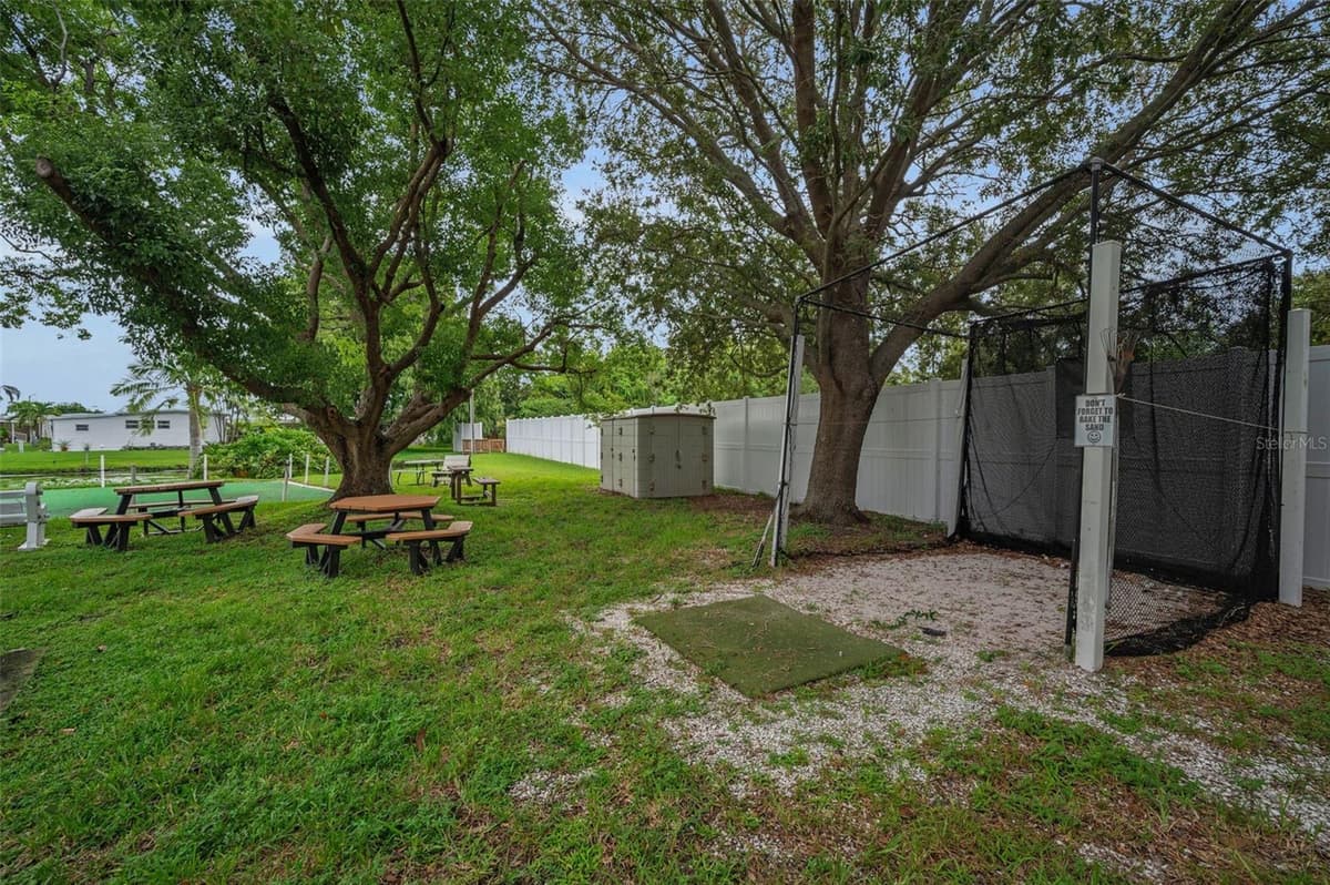 10539 TAHITIAN LANE — photo 70 of 77