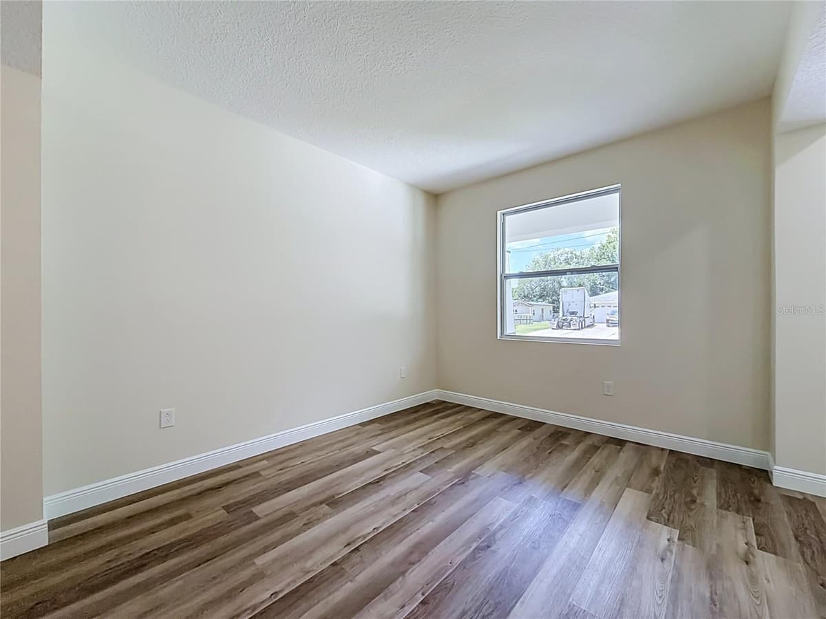 840 TRIPLET LAKE DRIVE — photo 5 of 36
