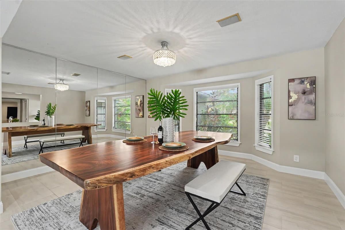 475 HOLLY HILL ROAD — photo 10 of 50