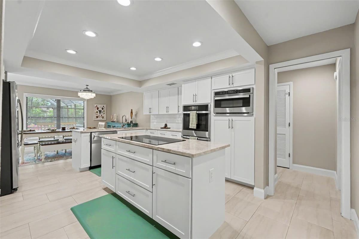 475 HOLLY HILL ROAD — photo 12 of 50