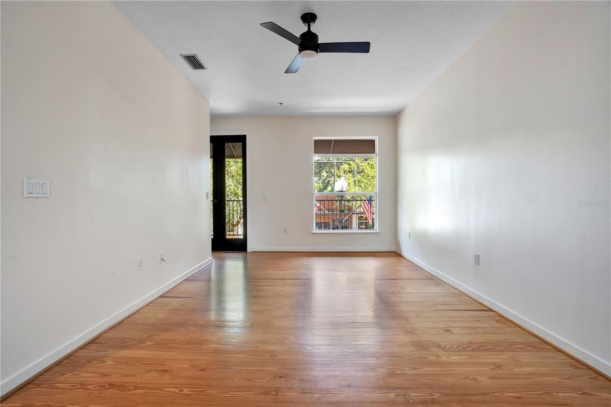 828 WASHINGTON STREET — photo 19 of 57