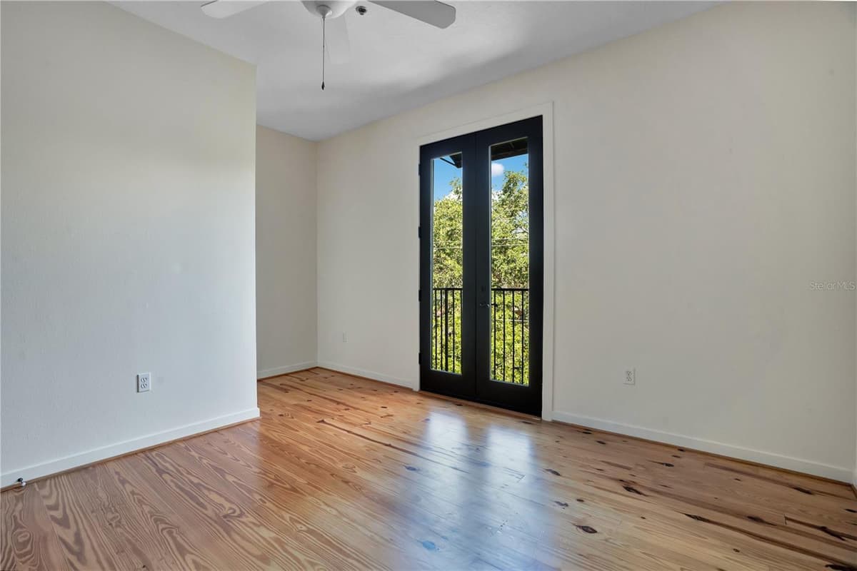 828 WASHINGTON STREET — photo 30 of 57