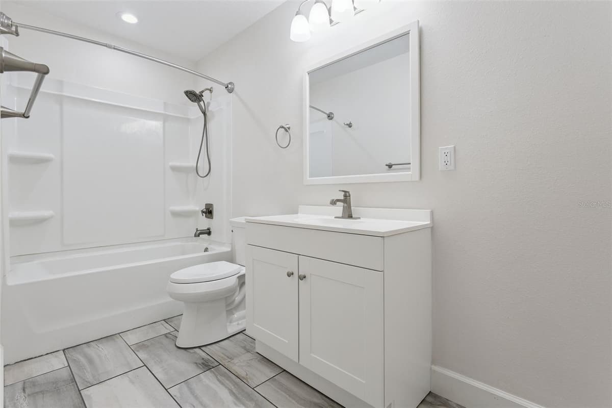 209 JEAN STREET — photo 16 of 22