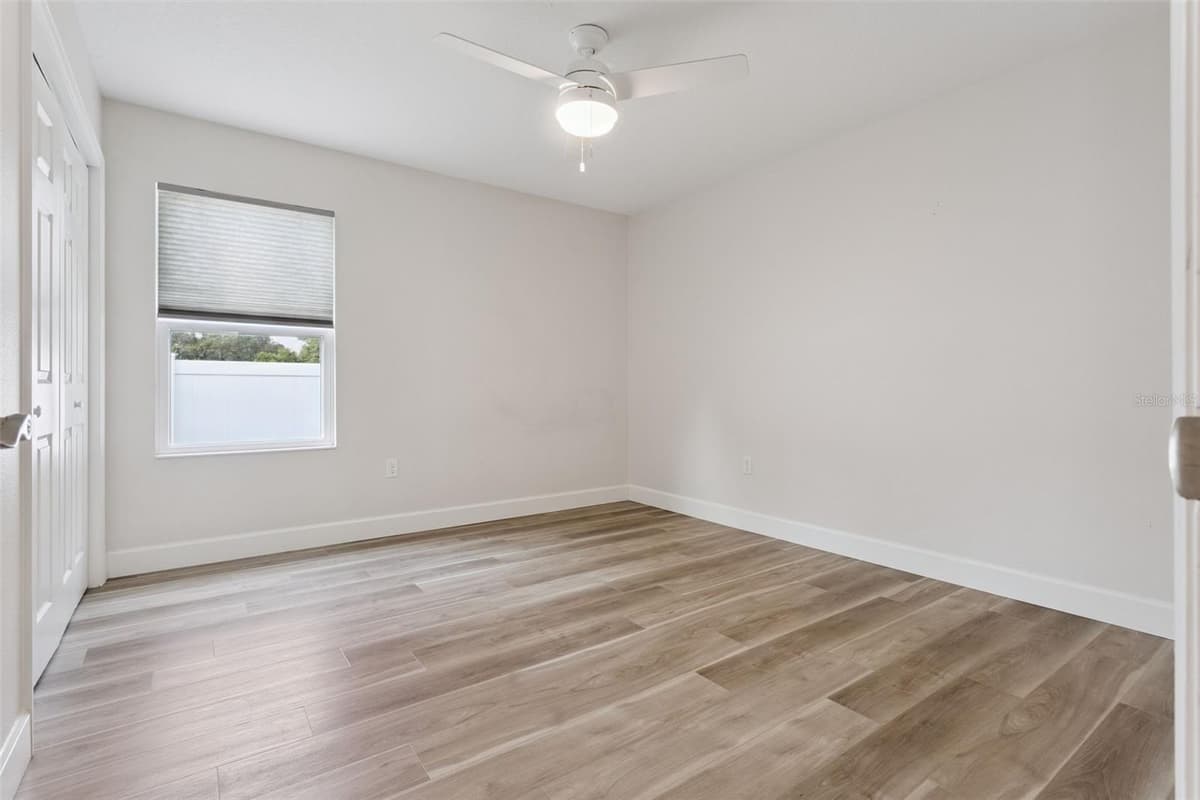 209 JEAN STREET — photo 12 of 22