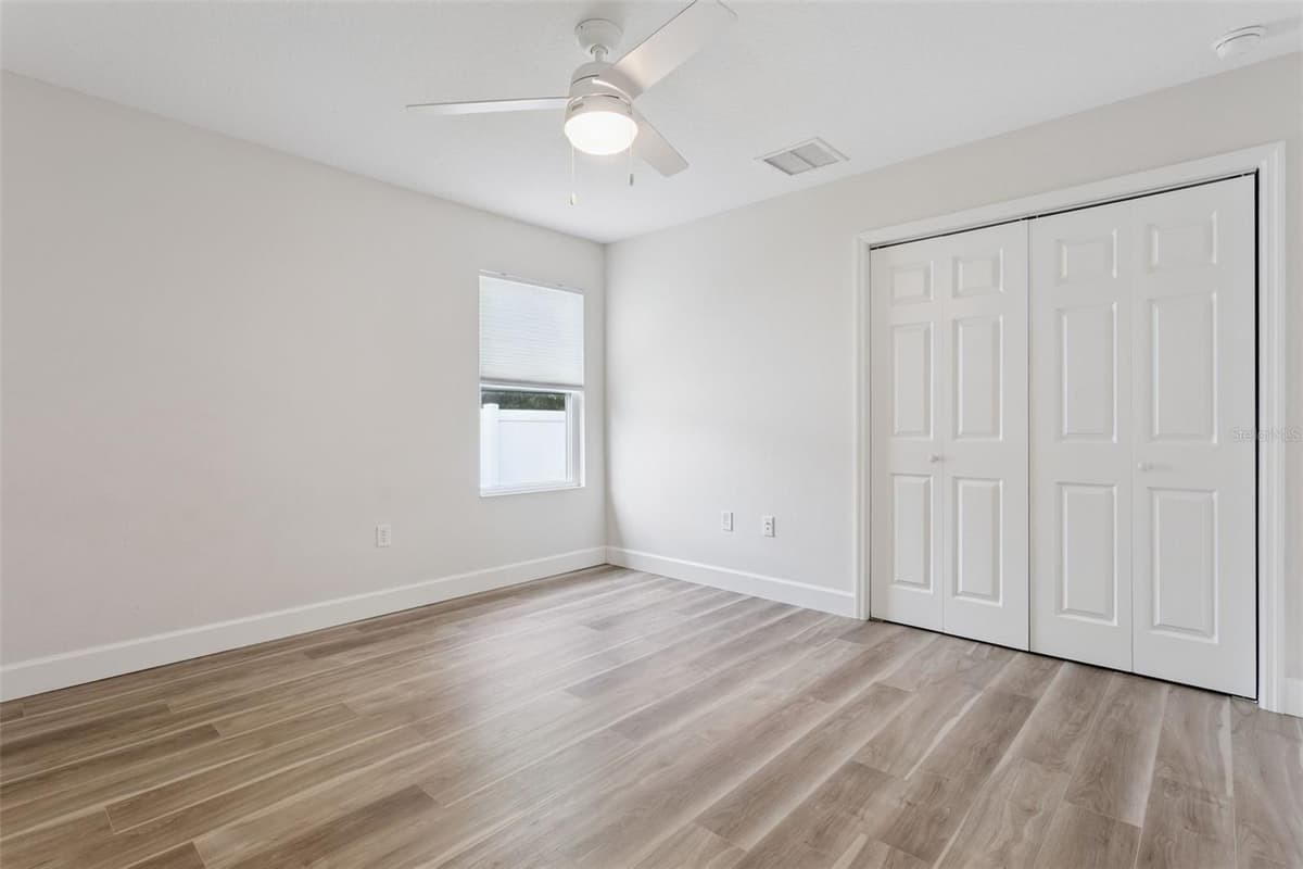 209 JEAN STREET — photo 14 of 22