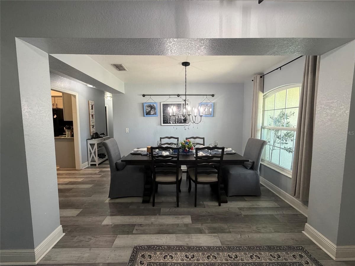1514 HAMLIN STREET — photo 14 of 42