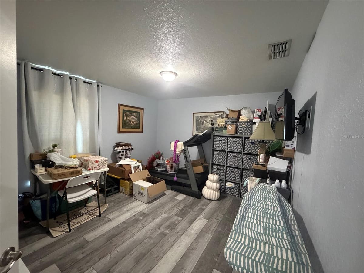 1514 HAMLIN STREET — photo 30 of 42