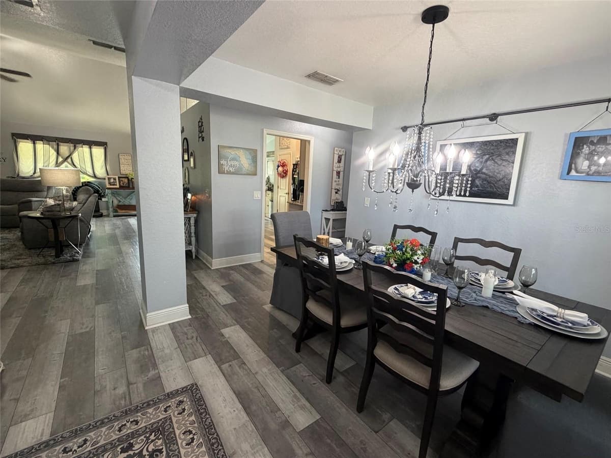1514 HAMLIN STREET — photo 15 of 42