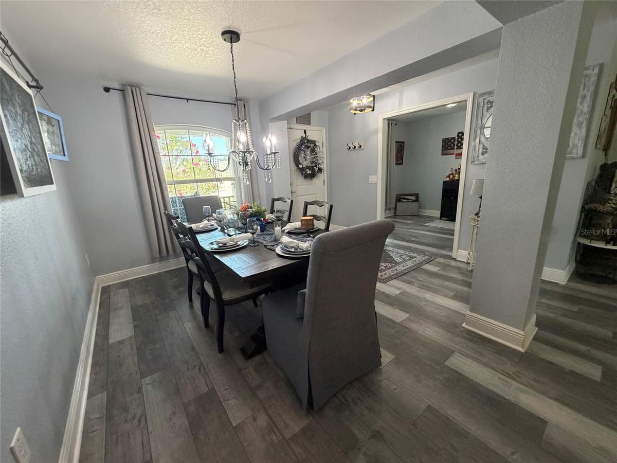 1514 HAMLIN STREET — photo 17 of 42