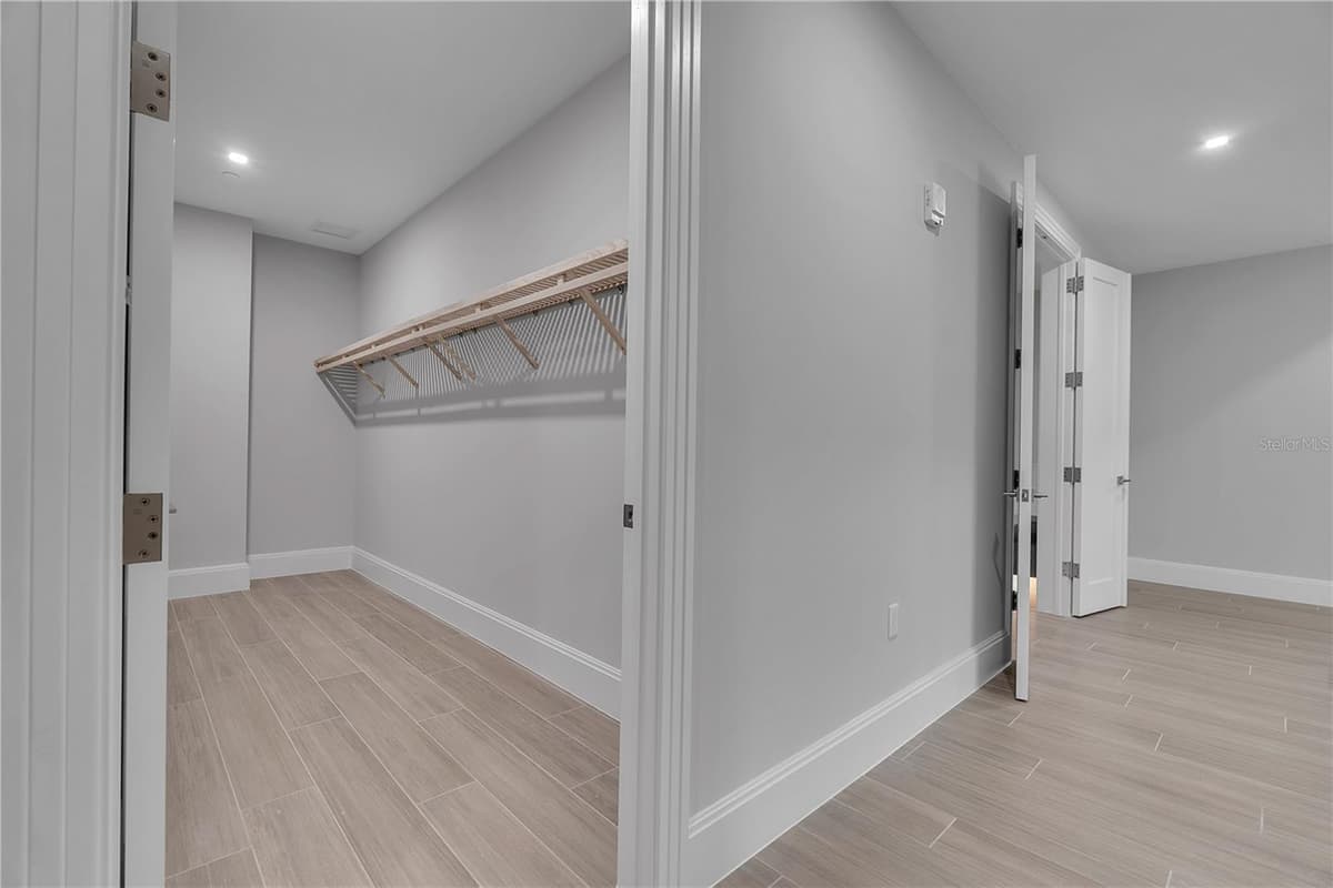 70 AVENIDA VENECCIA — photo 18 of 50