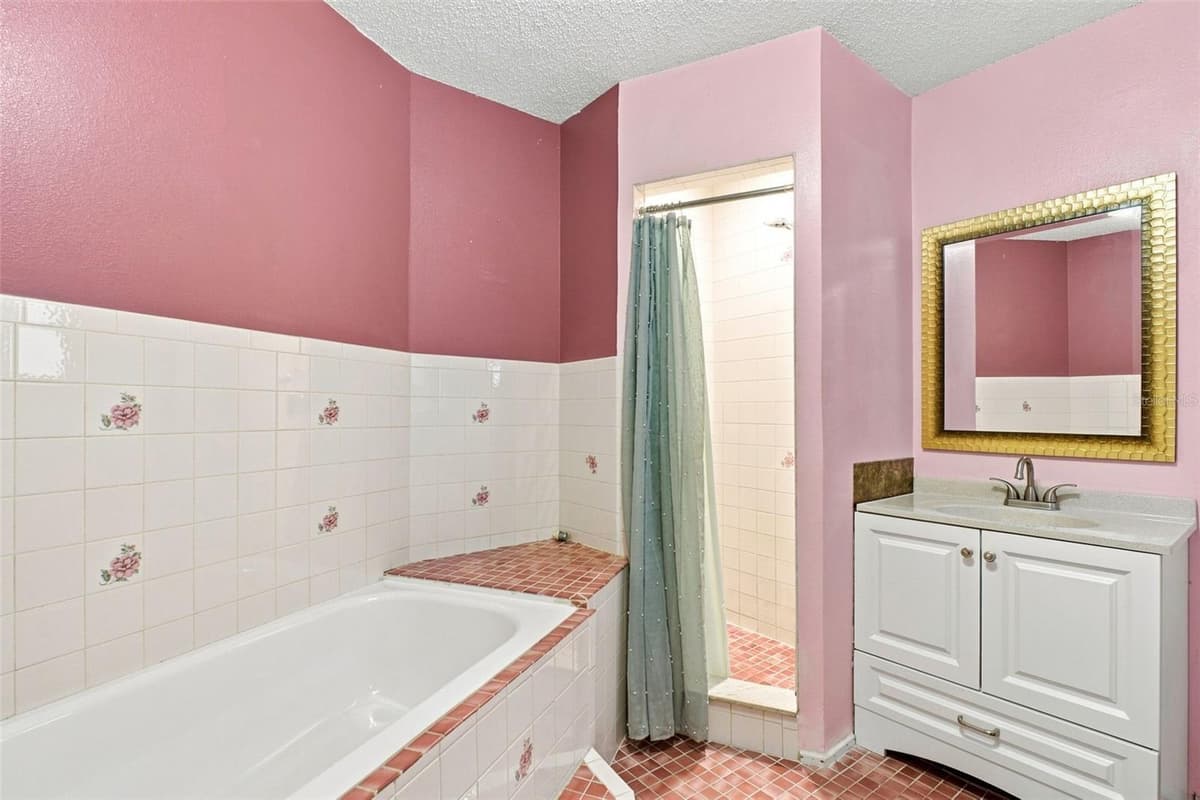 9230 JASMINE BOULEVARD — photo 18 of 55