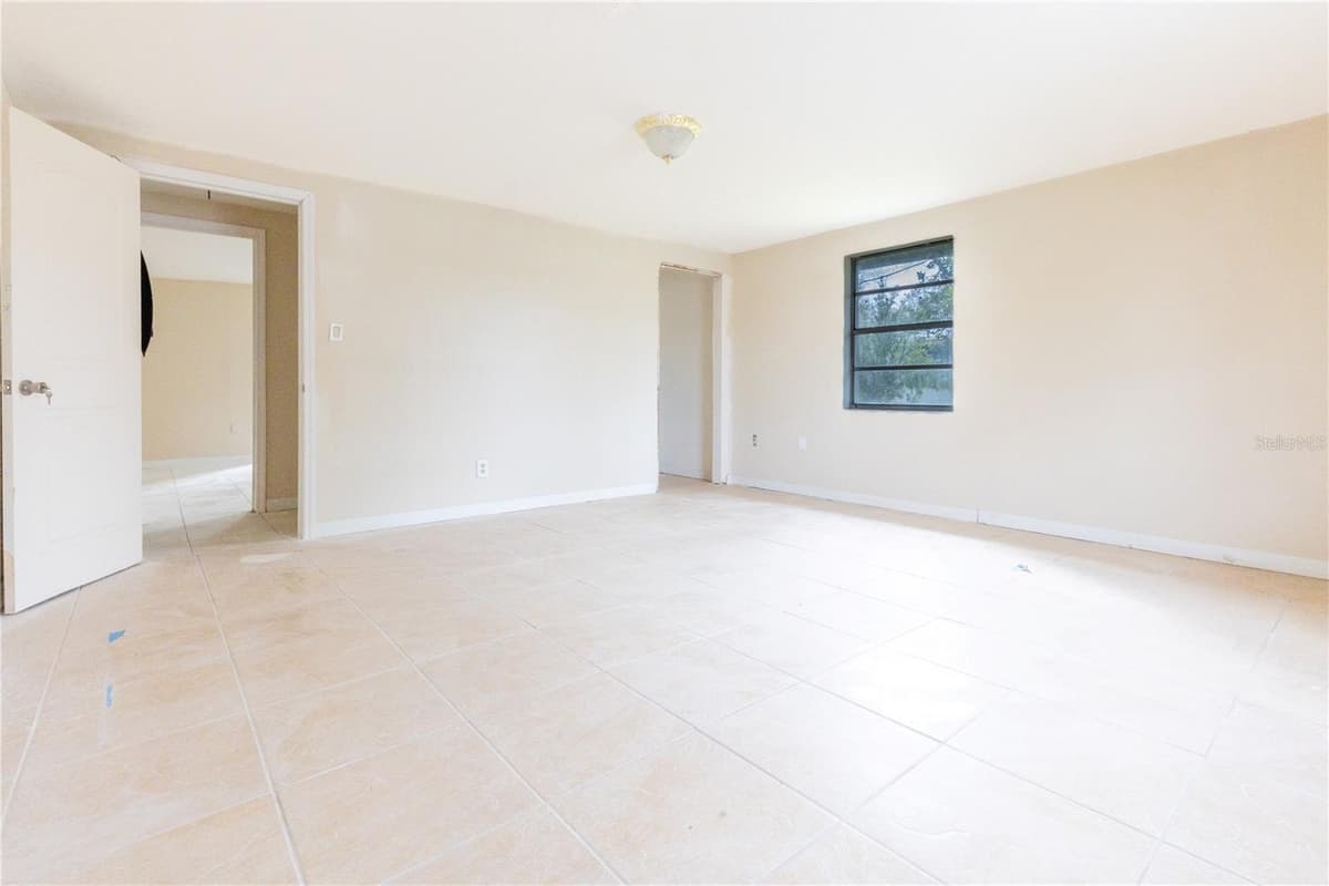 628 PETERSON STREET — photo 17 of 22