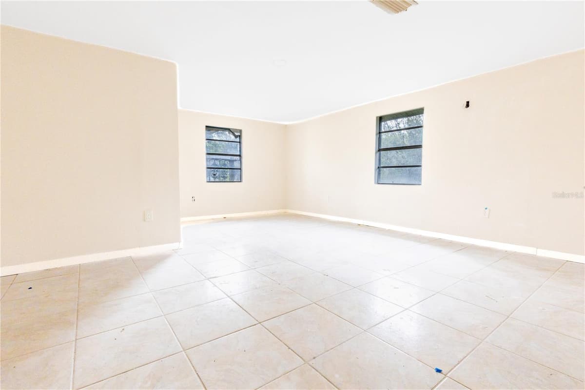 628 PETERSON STREET — photo 18 of 22