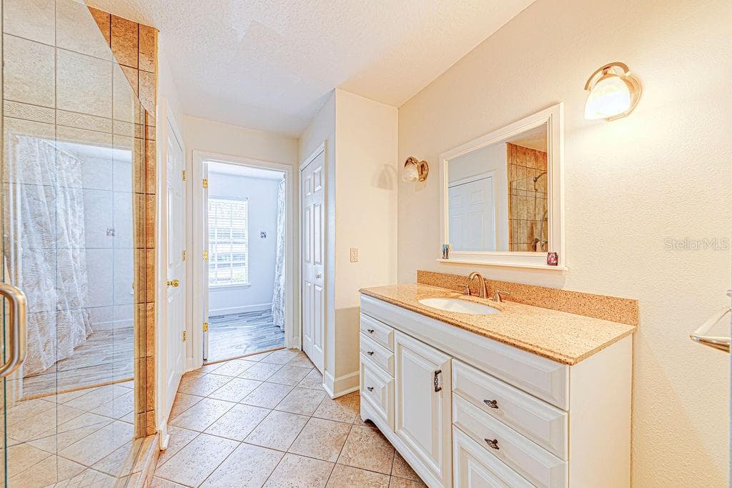 1545 FARRINDON CIRCLE — photo 19 of 52