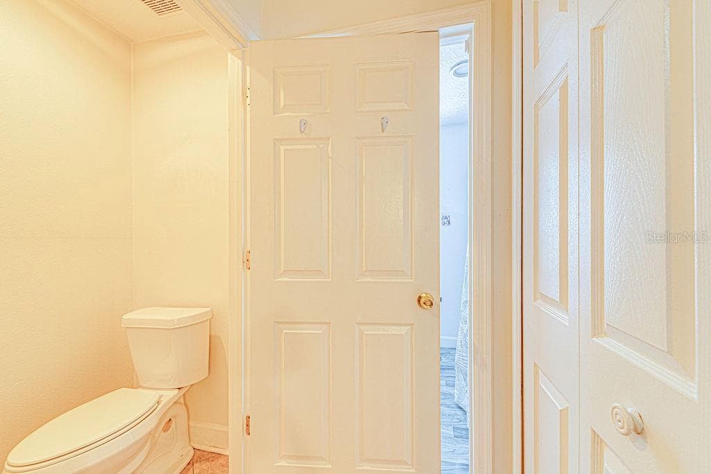 1545 FARRINDON CIRCLE — photo 20 of 52