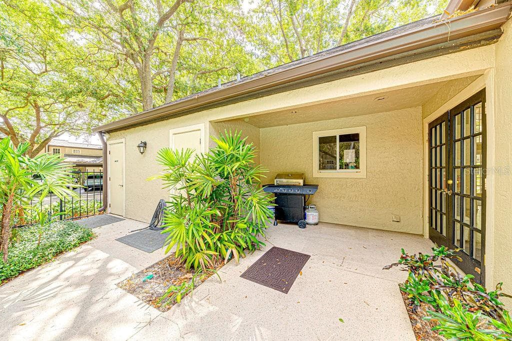 1545 FARRINDON CIRCLE — photo 39 of 52