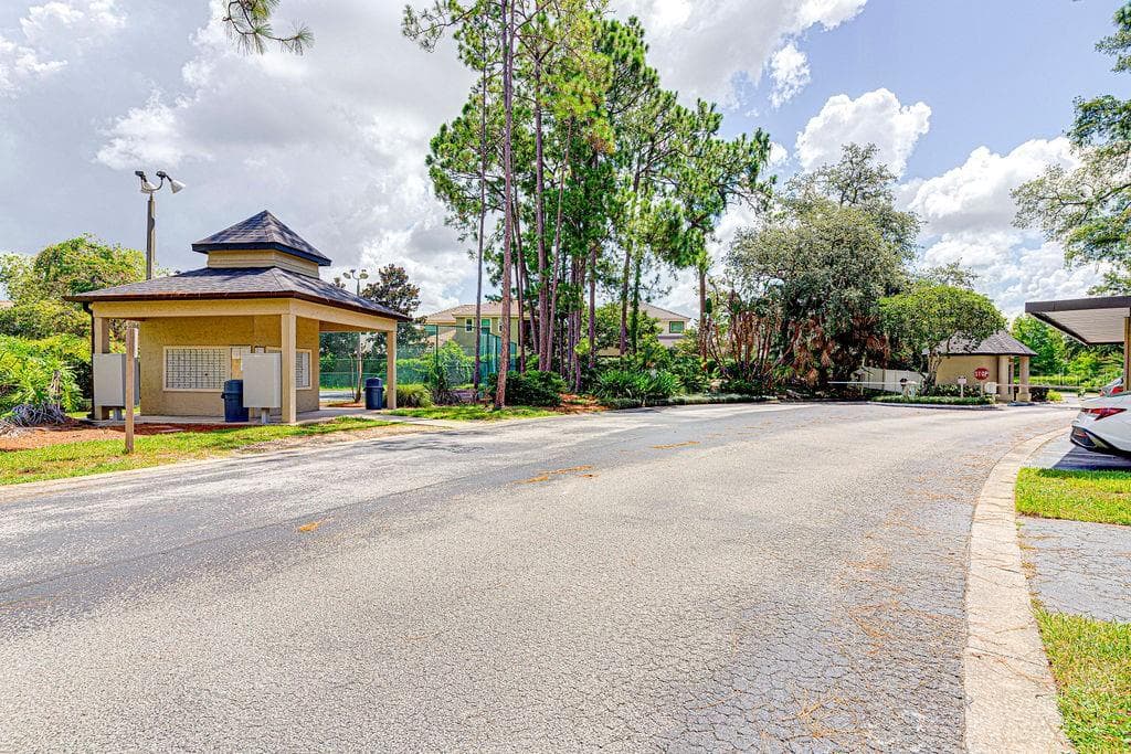 1545 FARRINDON CIRCLE — photo 41 of 52
