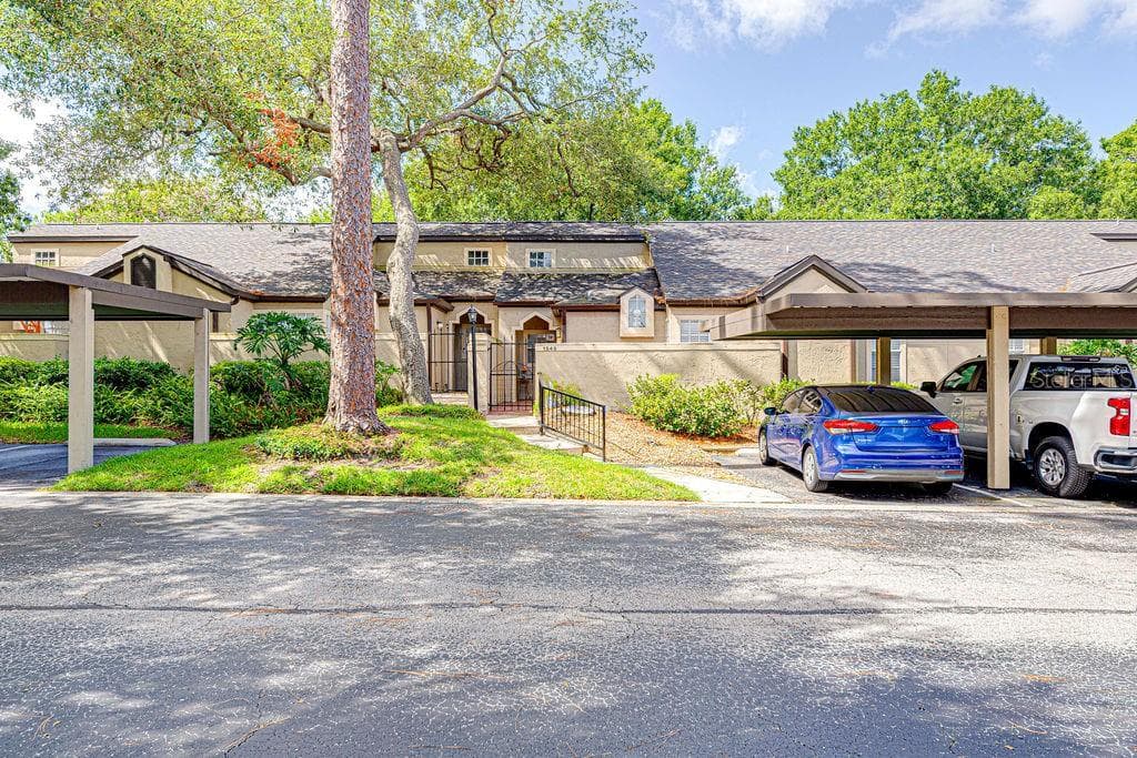 1545 FARRINDON CIRCLE — photo 4 of 52