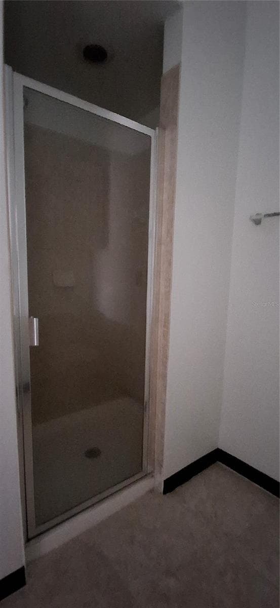 8539 GATE PARKWAY — photo 16 of 25