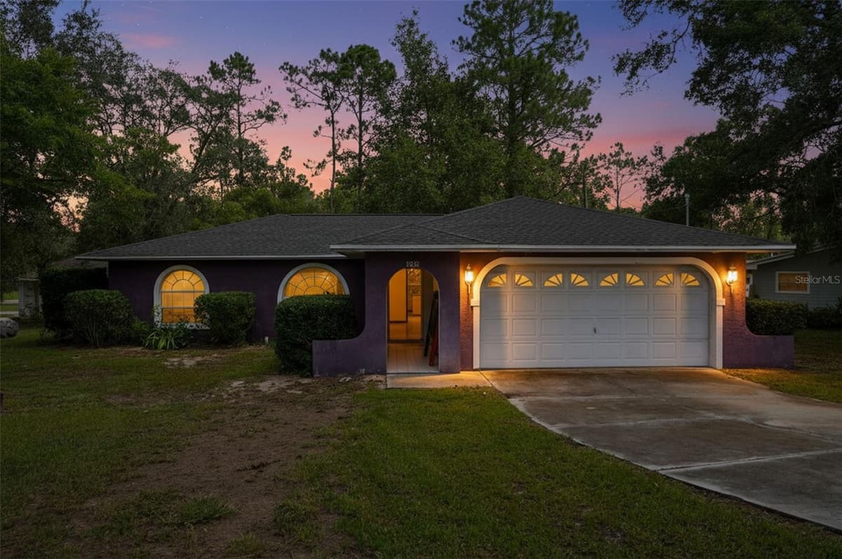 1325 SORRENTO DRIVE — photo 3 of 35