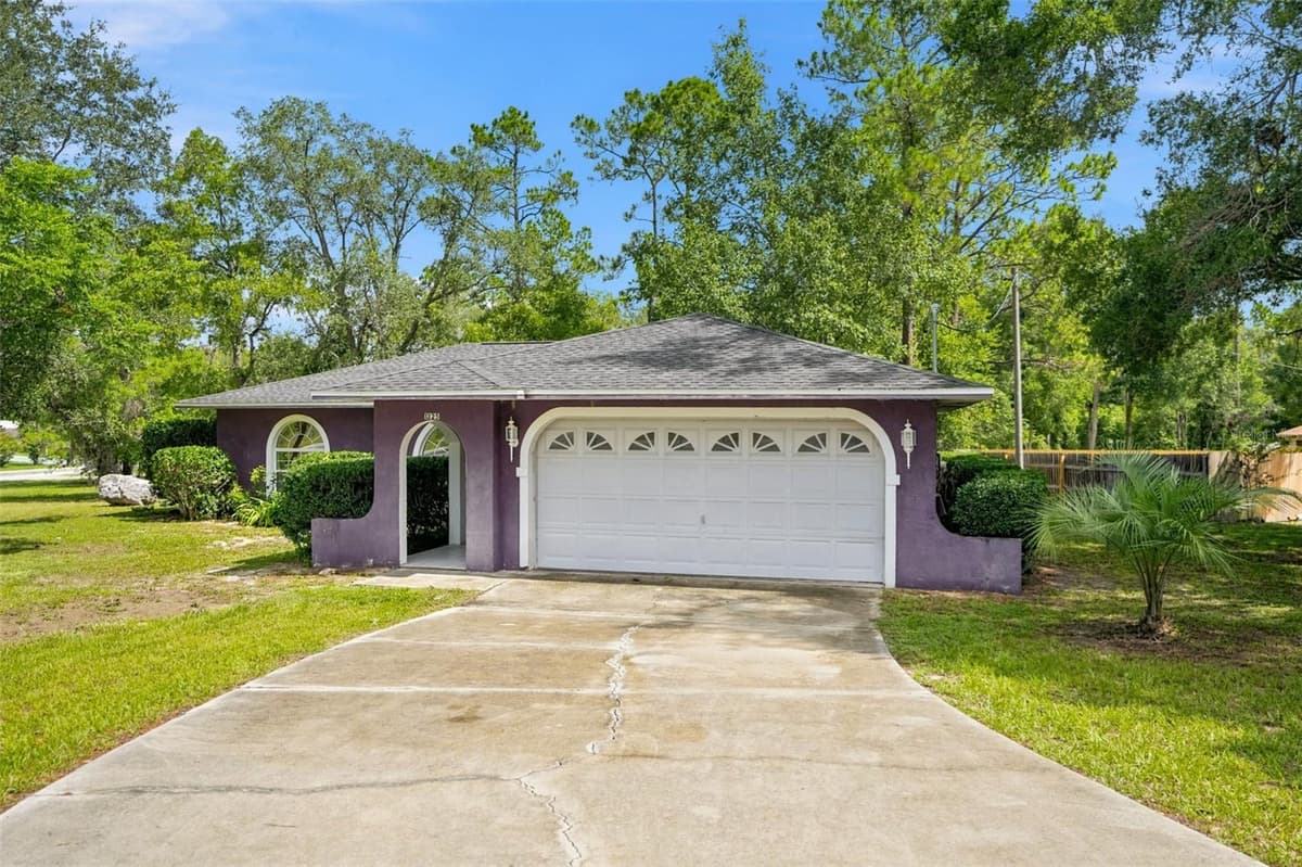 1325 SORRENTO DRIVE — photo 4 of 35