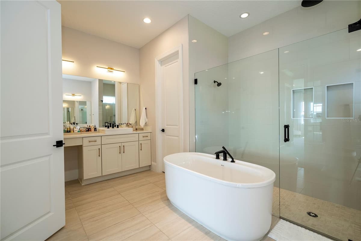 16744 BOLSENA DRIVE — photo 62 of 99