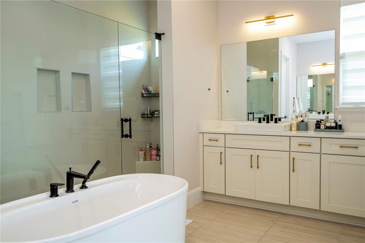 16744 BOLSENA DRIVE — photo 64 of 99