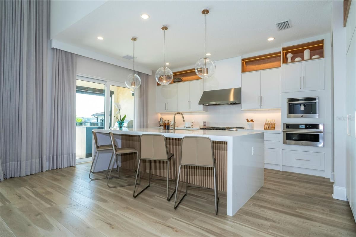 16744 BOLSENA DRIVE — photo 45 of 99