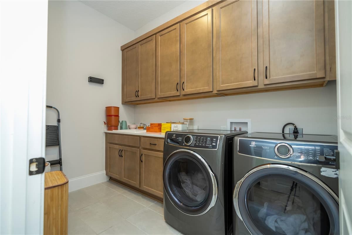 16744 BOLSENA DRIVE — photo 89 of 99