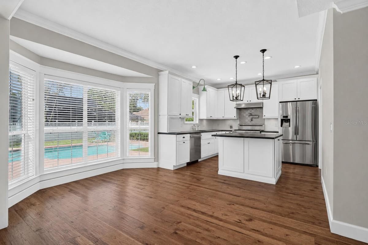 434 VALLEY VIEW DRIVE — photo 13 of 54