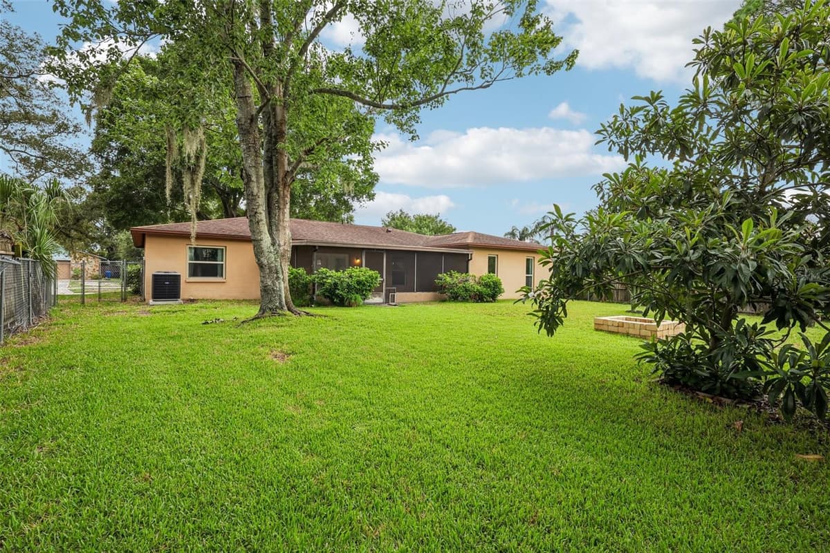 3718 SAND PEBBLE DRIVE — photo 34 of 47