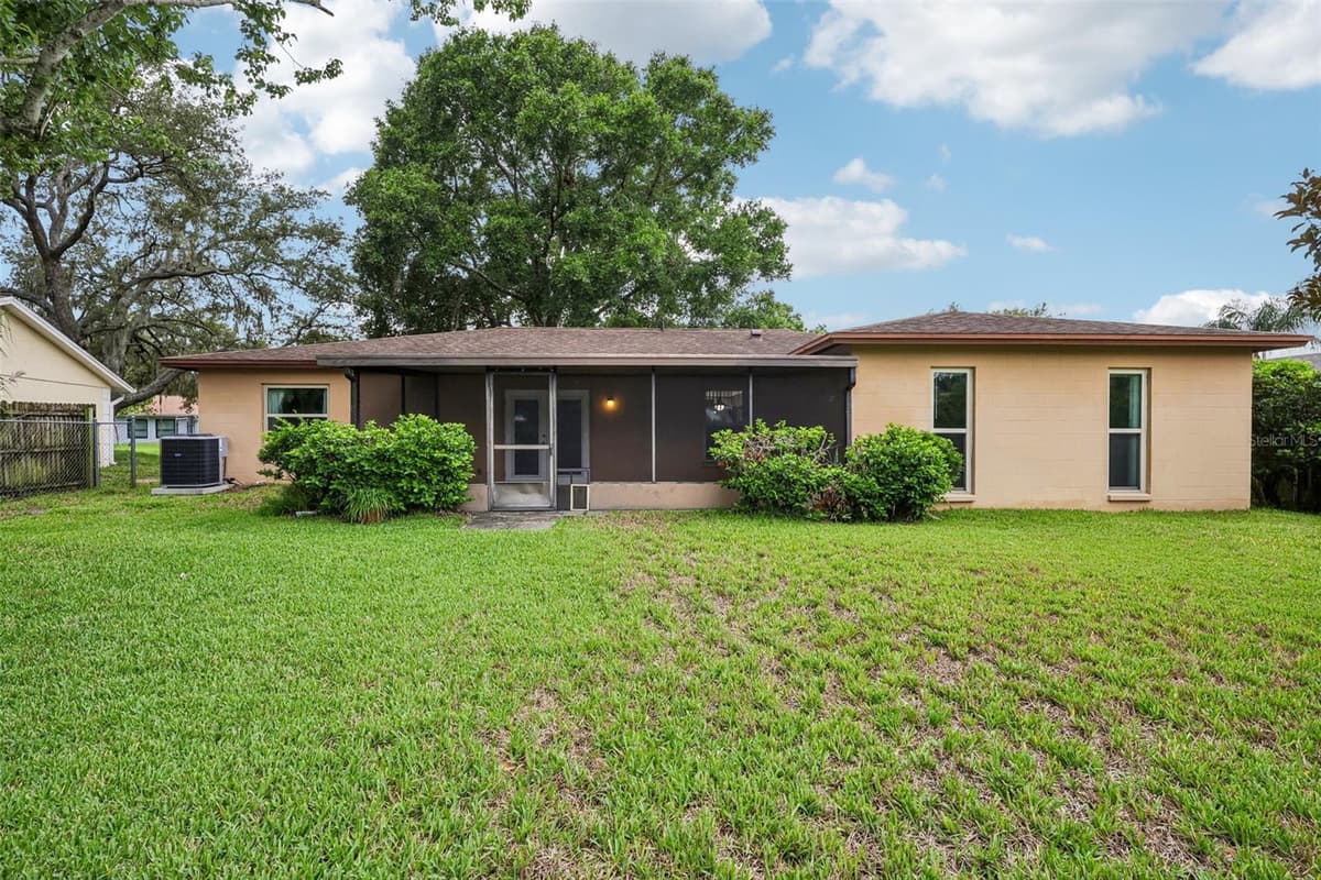 3718 SAND PEBBLE DRIVE — photo 33 of 47