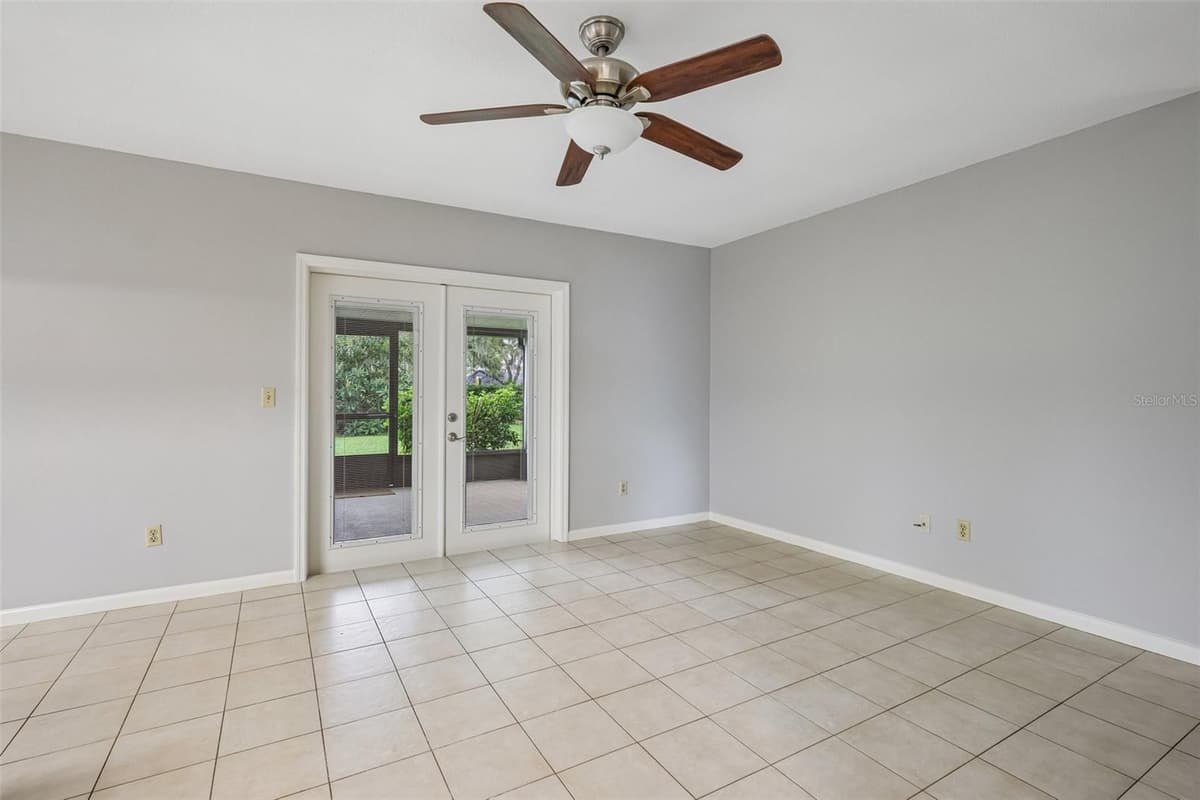 3718 SAND PEBBLE DRIVE — photo 6 of 47