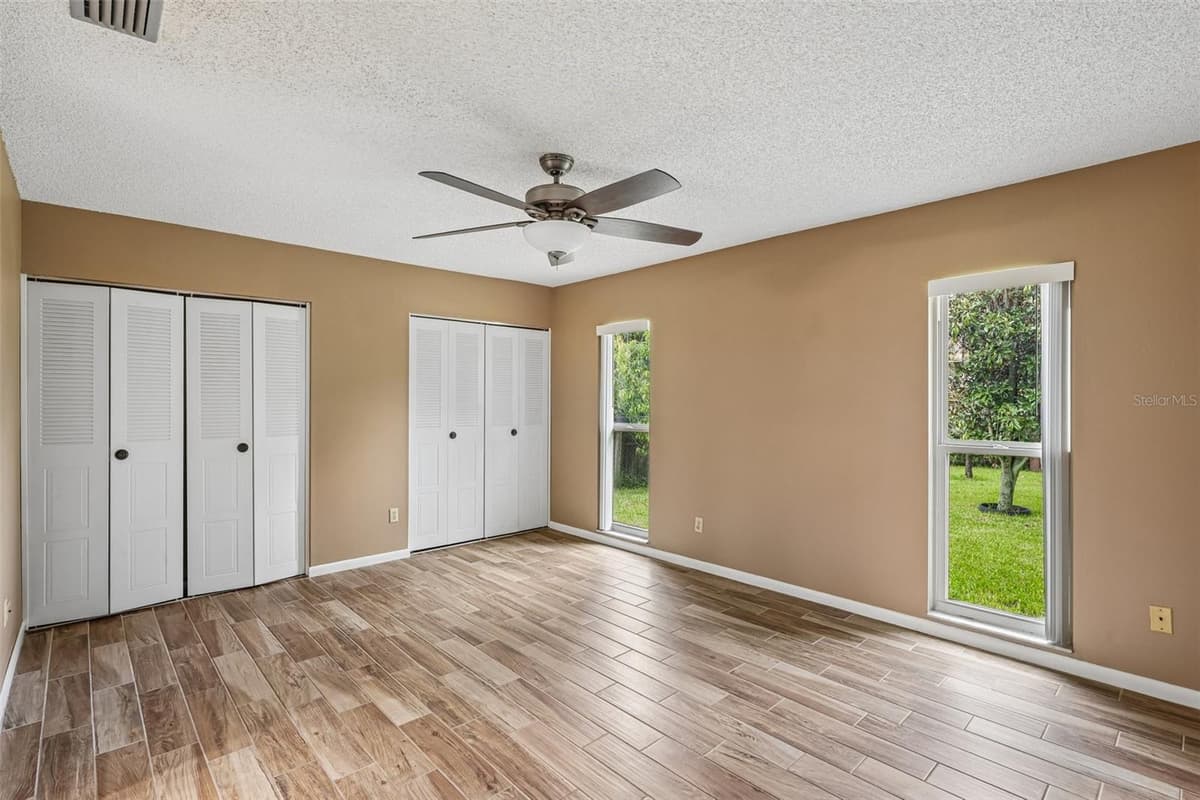 3718 SAND PEBBLE DRIVE — photo 18 of 47