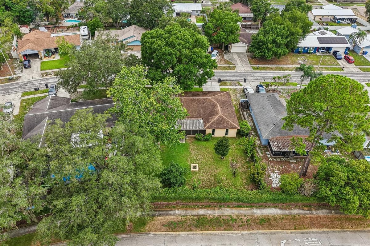 3718 SAND PEBBLE DRIVE — photo 37 of 47