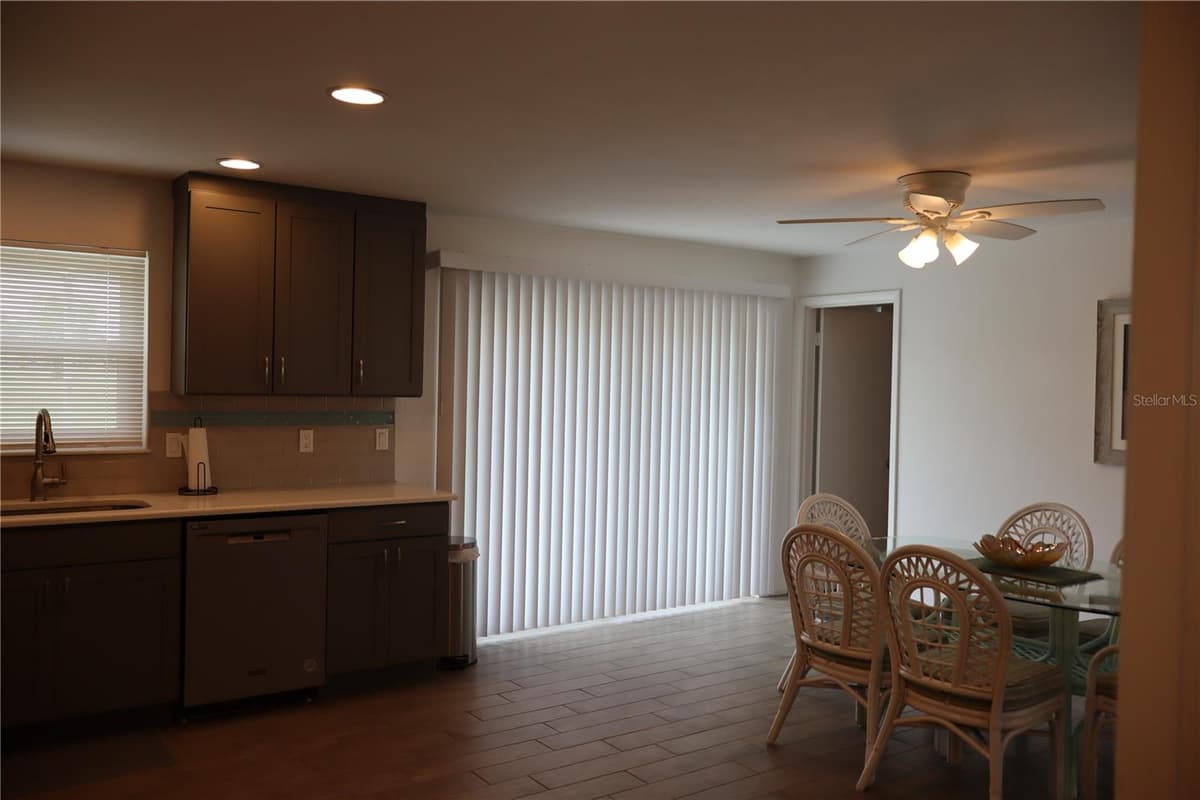 18 GOLFVIEW COURT — photo 22 of 67