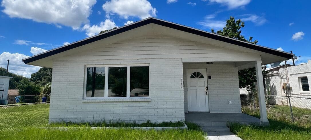 744 LEMON AVENUE — photo 1 of 19