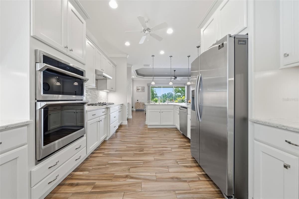 8732 PROVIDENCE COURT — photo 25 of 71