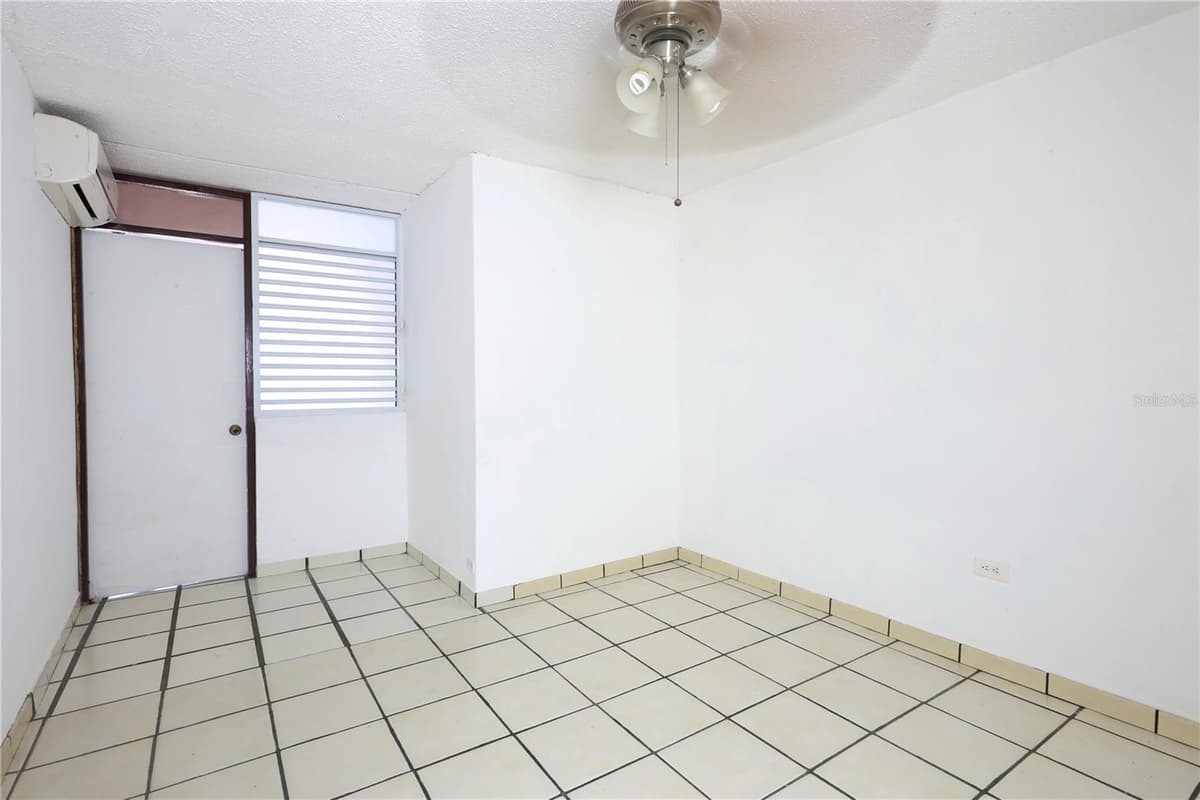 632-5 AVE. SAN PATRICIO — photo 11 of 19