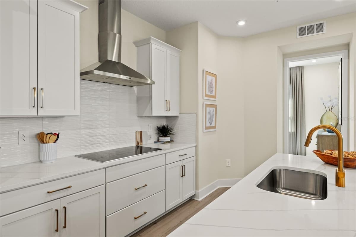 12829 JADE EMPRESS LOOP — photo 15 of 40