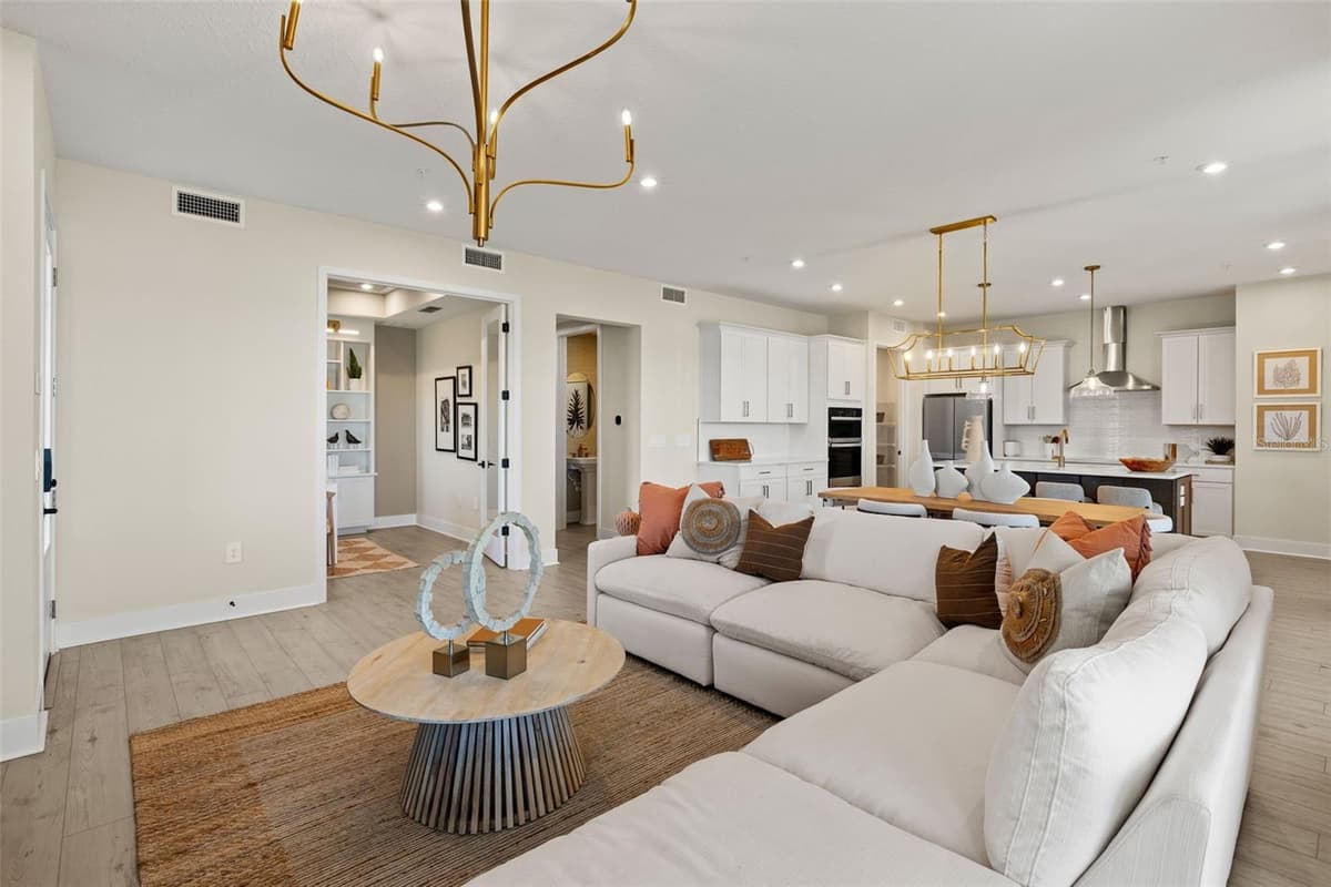 12829 JADE EMPRESS LOOP — photo 7 of 40