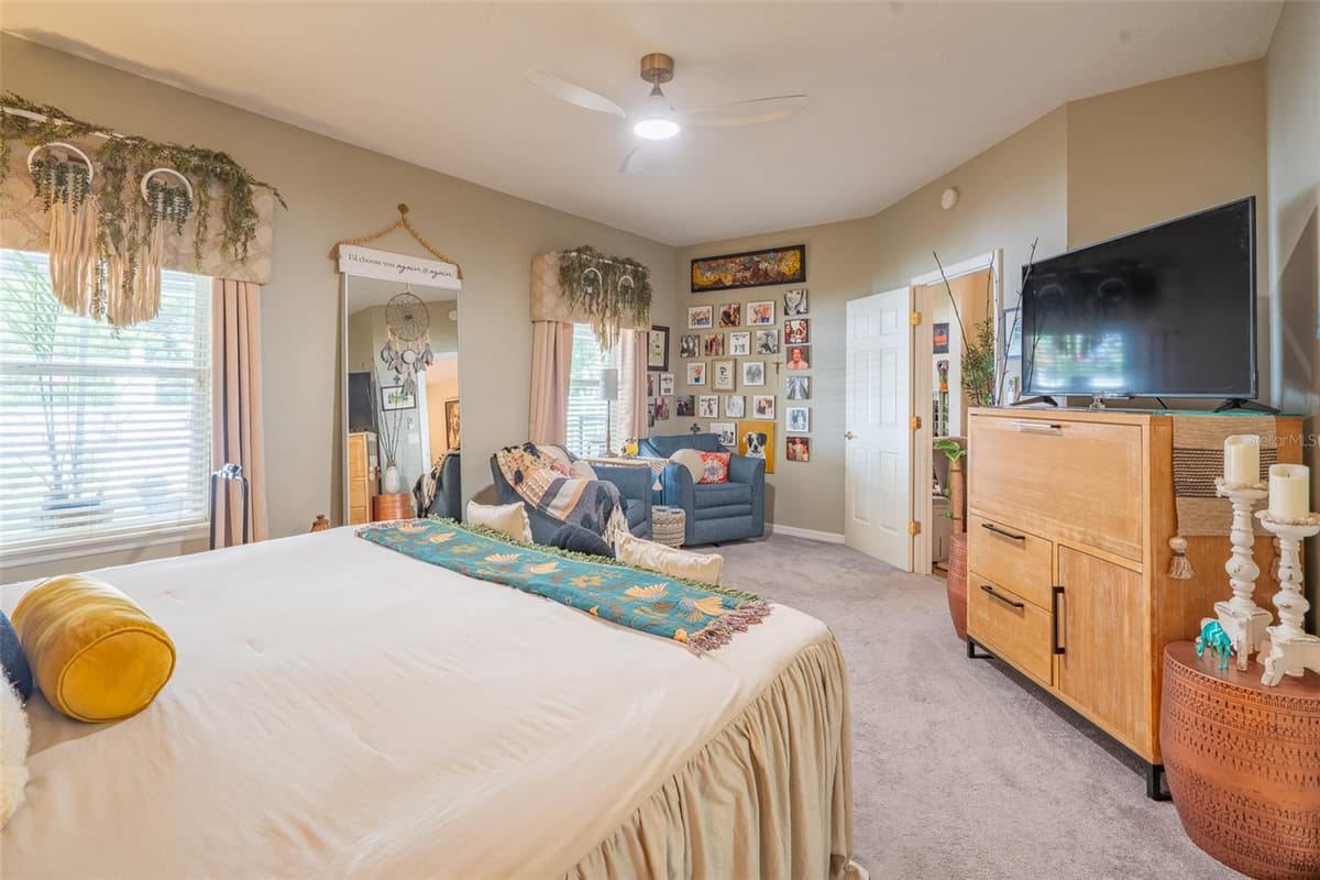 8027 SAINT ANDREWS WAY — photo 18 of 45