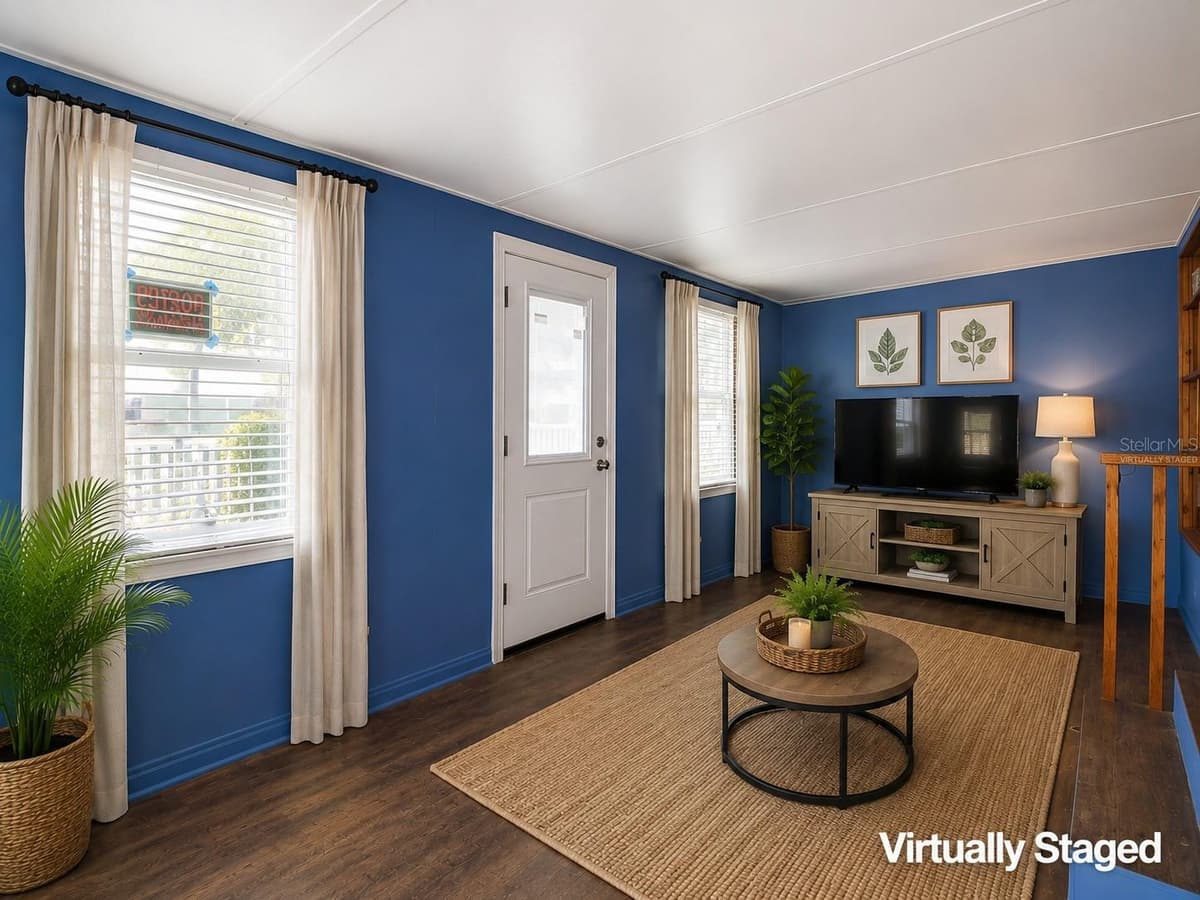 39032 OLA AVENUE — photo 6 of 32