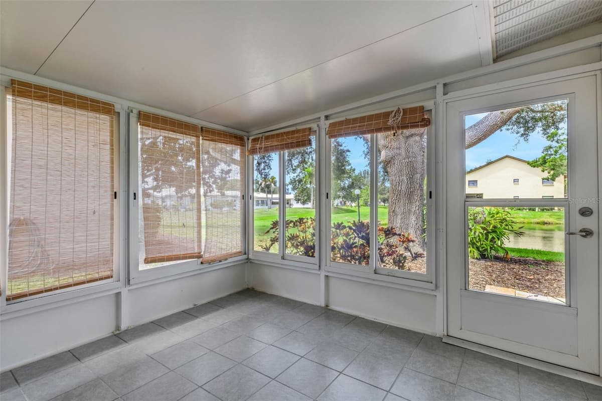 4430 FERN DRIVE — photo 17 of 75