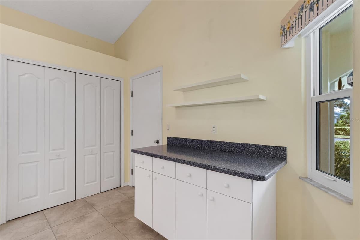 4430 FERN DRIVE — photo 25 of 75