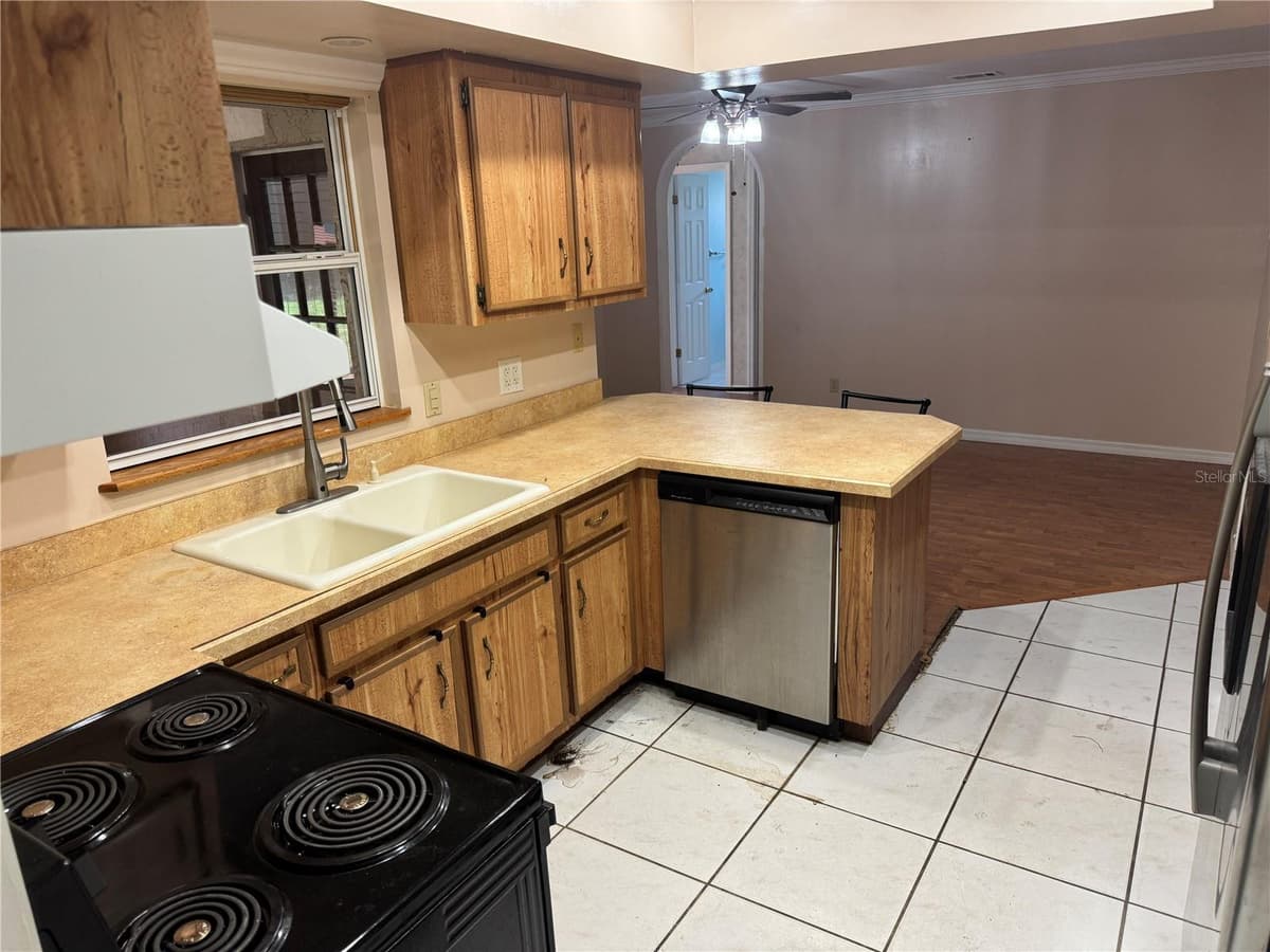1401 ASTER COURT — photo 4 of 26