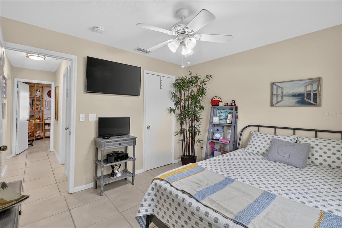 4934 WILDFLOWER DRIVE — photo 32 of 52