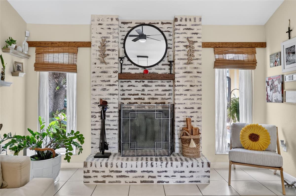 4934 WILDFLOWER DRIVE — photo 7 of 52