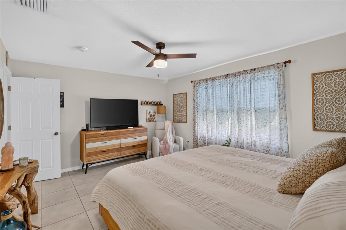 4934 WILDFLOWER DRIVE — photo 36 of 52