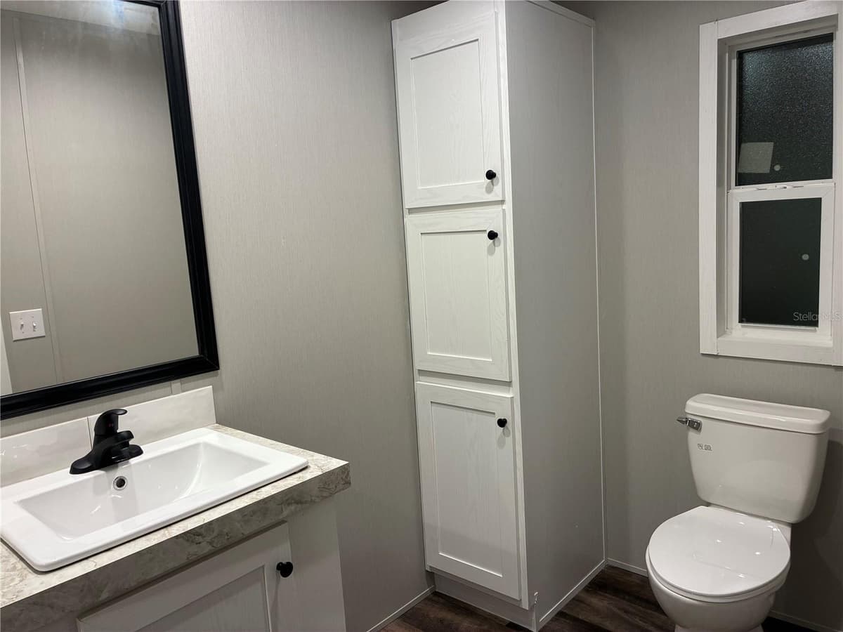 263 EDGEWOOD BOULEVARD — photo 6 of 16